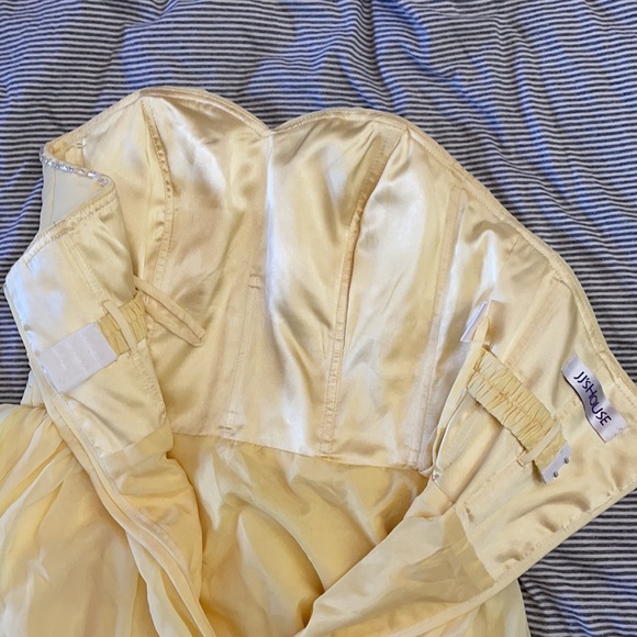 Yellow bridesmaids dress - Picture 4 of 4